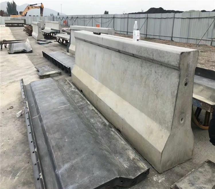 公路隔离墩宝威官方(中国)总部